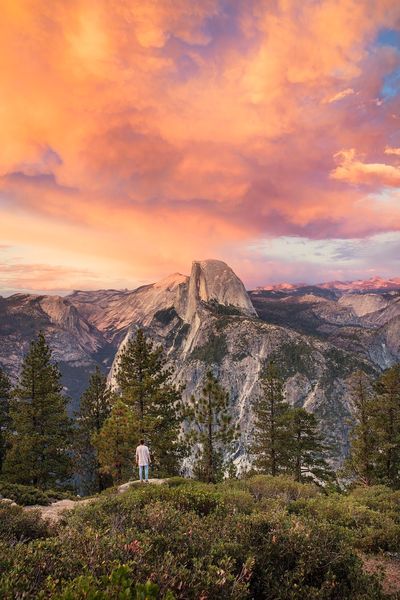 Beautiful sunset beyond the horizon at Yosemite