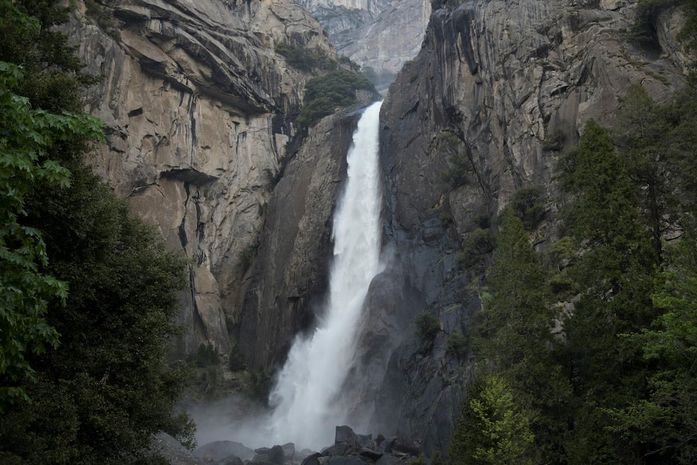 The amazing Bridalveil waterfall
