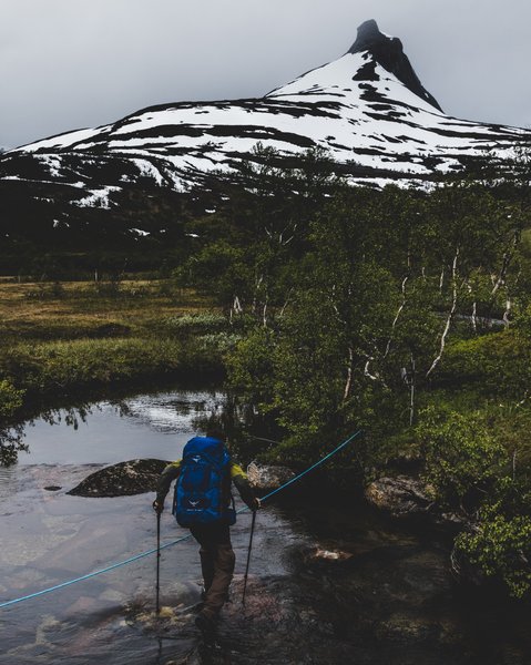 Waterproof backpacks are ideal for hiking in winter.